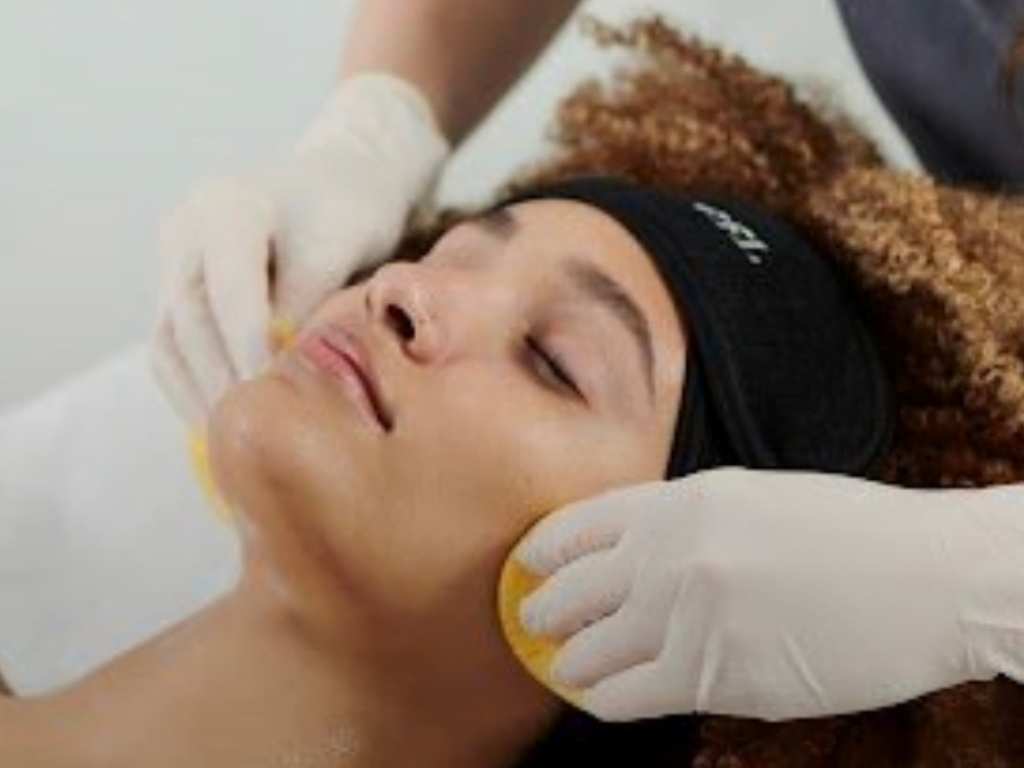 Coastal Skin Therapy | VI Peel